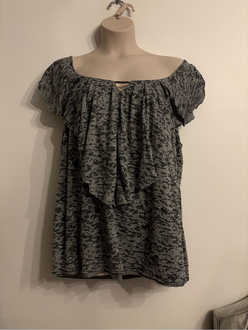 Plus size Lightweight Gray Printed Ruffle Women's Top